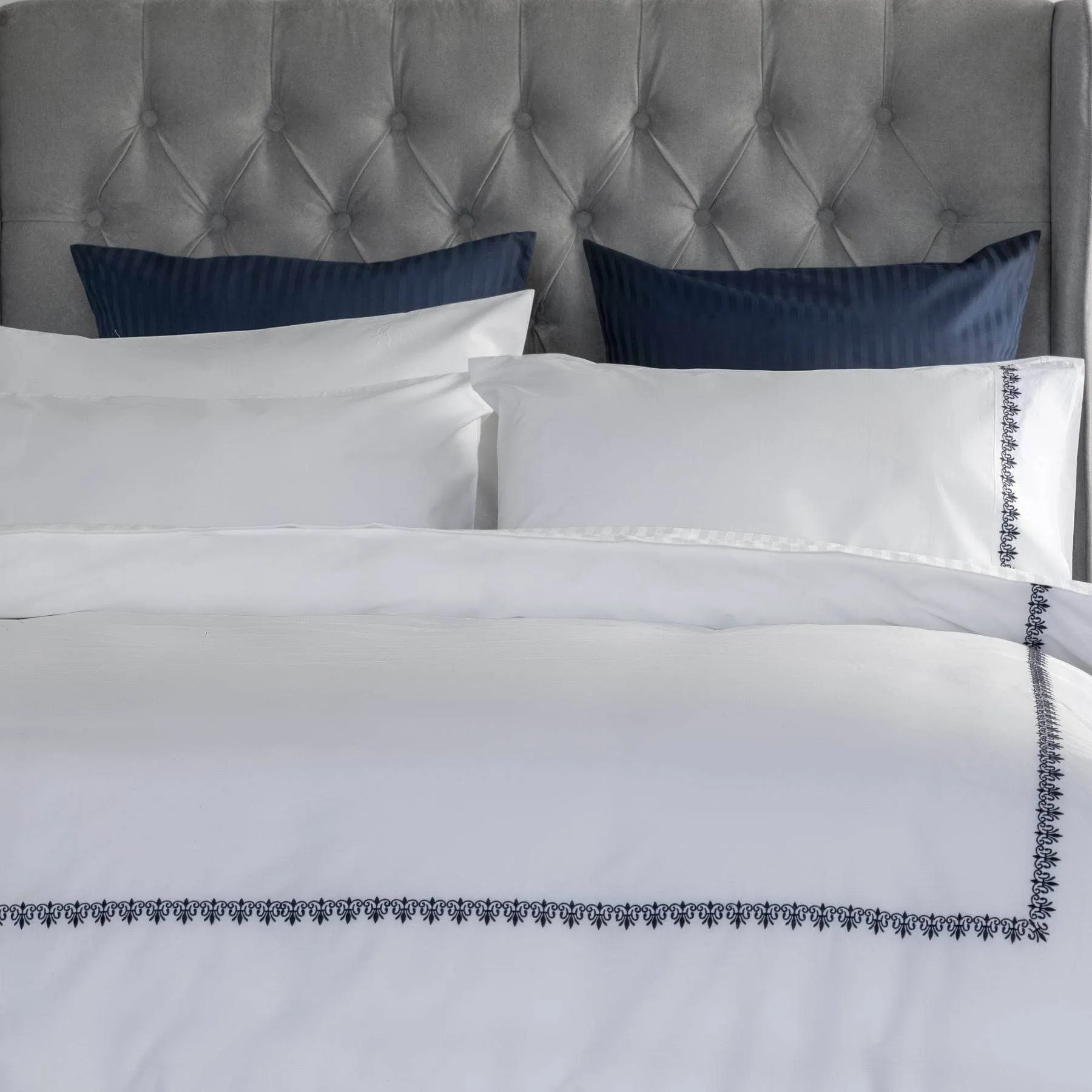 Amelia Navy Duvet Set - Multiple Sizes