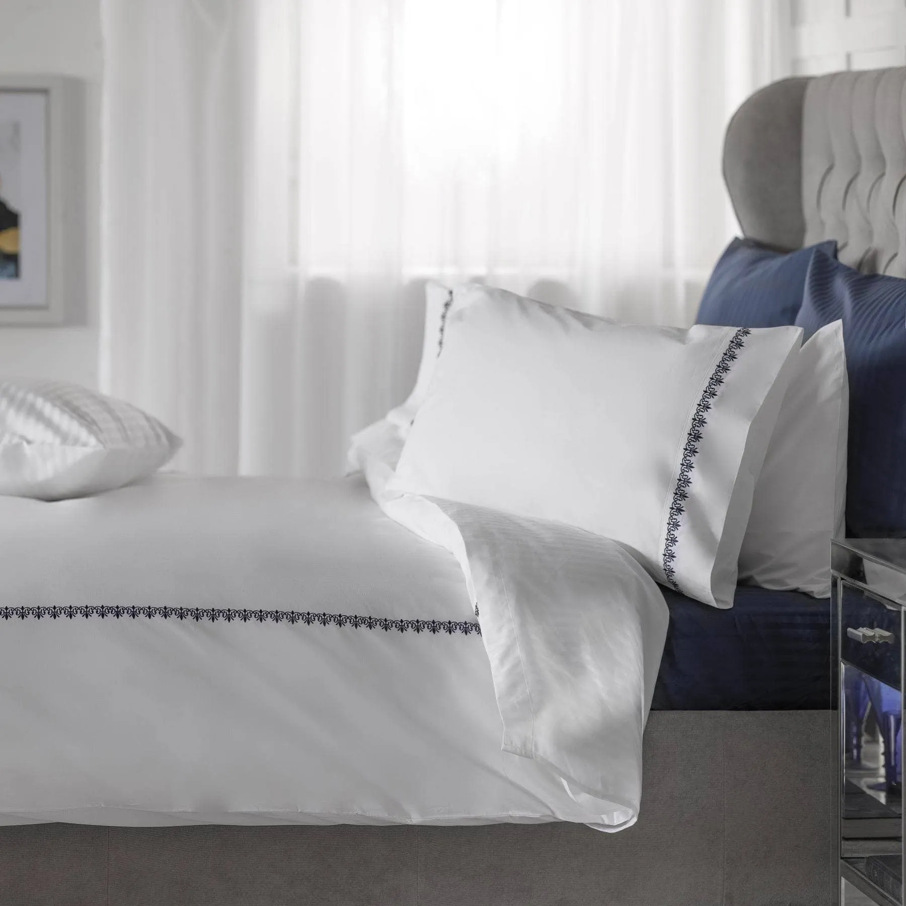 Amelia Navy Duvet Set - Multiple Sizes