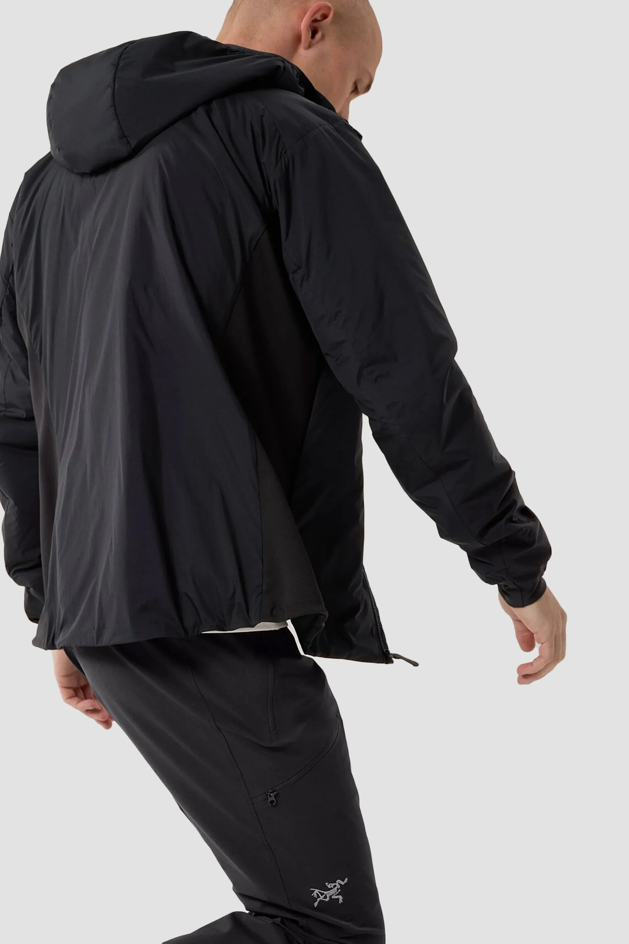 Arc'teryx Men's Atom Hoody in Black