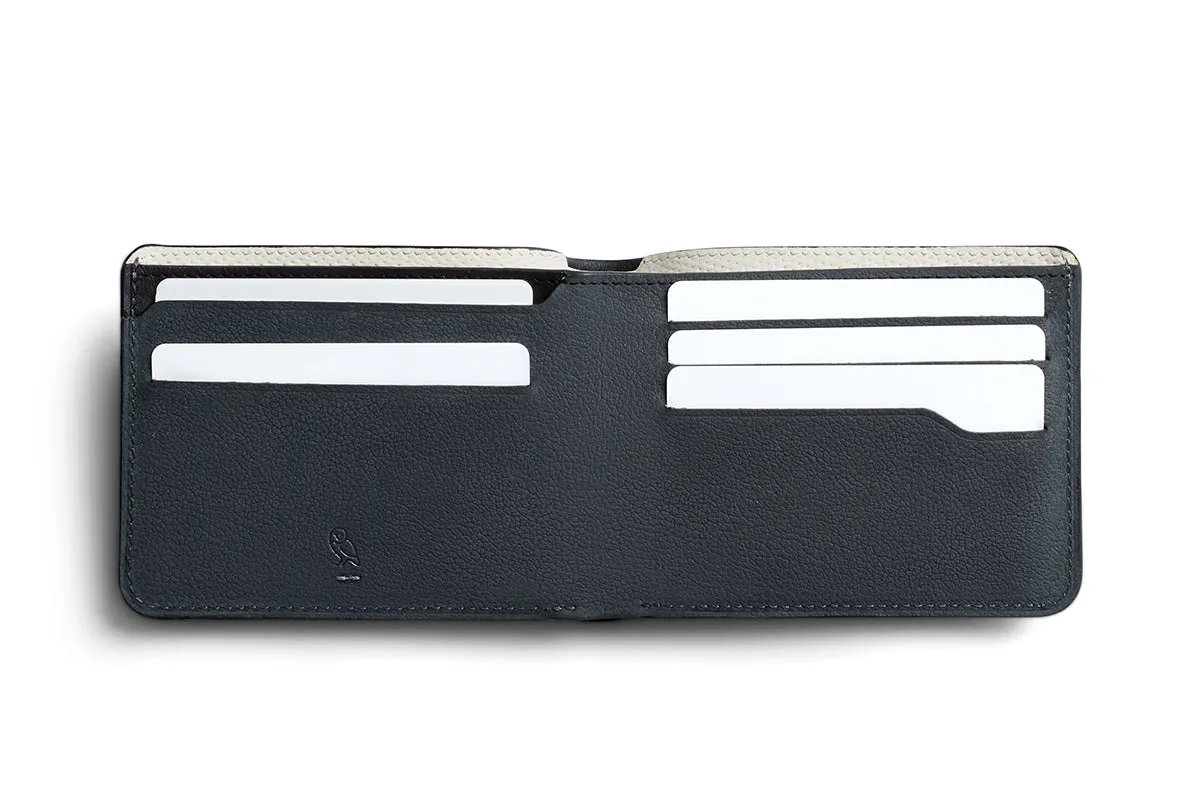 Bellroy Hide & Seek Lo Premium Edition in Black