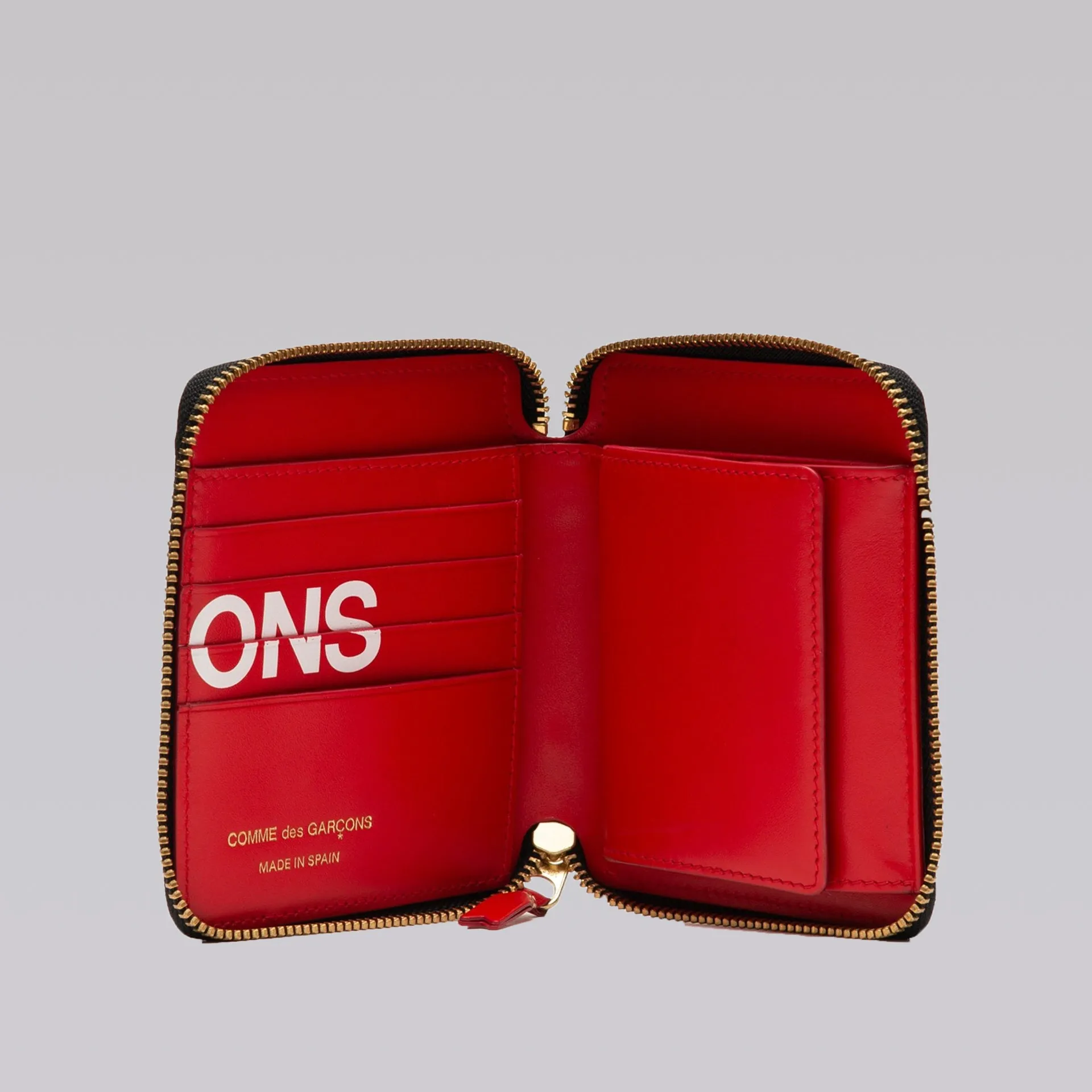 COMME DES GARCONS WALLET SA2100 HUGE LOGO RED