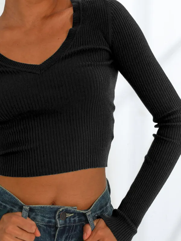 Elegant long-sleeved v-neck knitted top