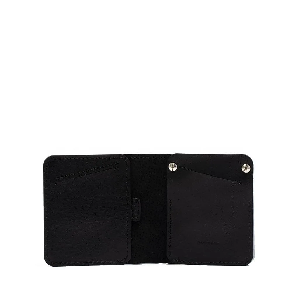 Leather AirTag Billfold Wallet 1.0