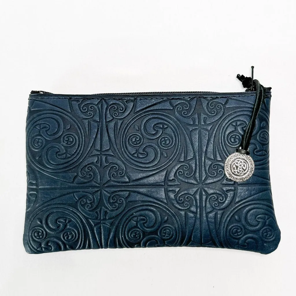 Zipper Pouch, Treskelion Knot